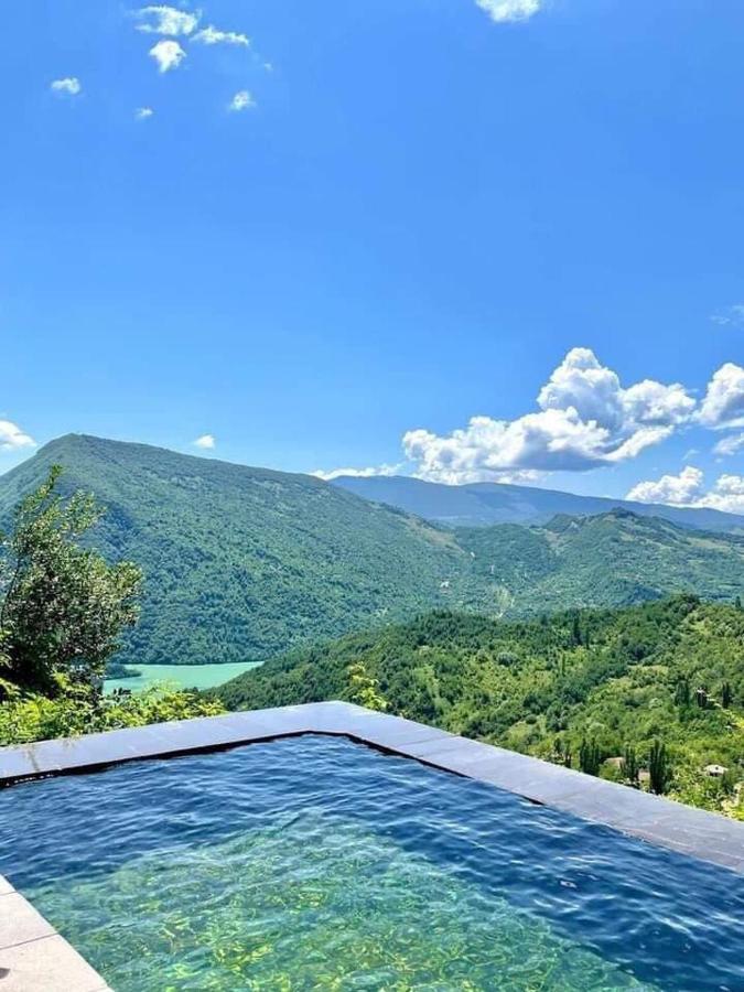 Guest House Lailashi Surmushi Esterno foto
