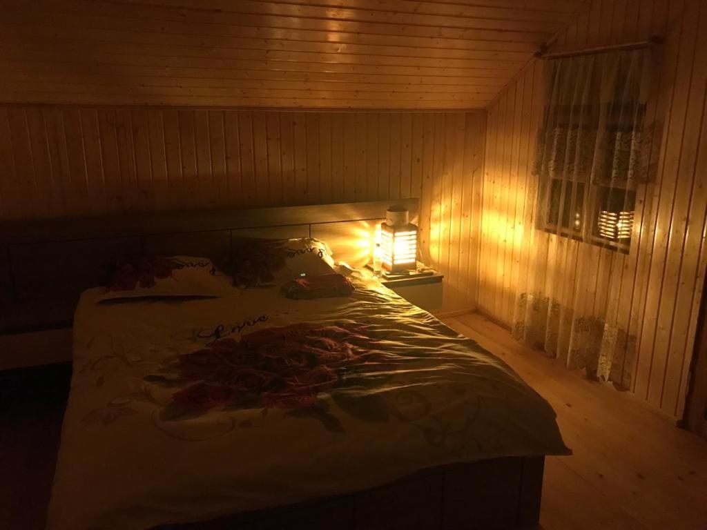 Guest House Lailashi Surmushi Esterno foto